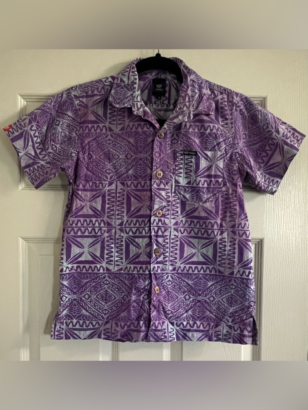 Tanoa -Purple Short-Sleeve Button-Down Shirt